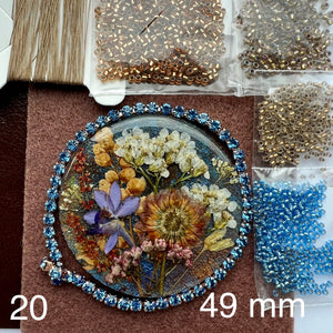 beading tutorial and kit for bead embroidered pendant 
