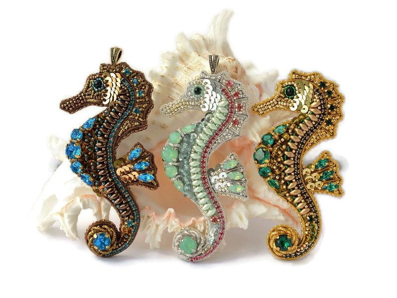 bead embroidery seahorse pendant