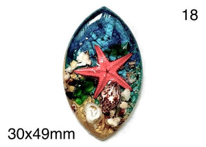 starfish in resin cabochon for jewelry making