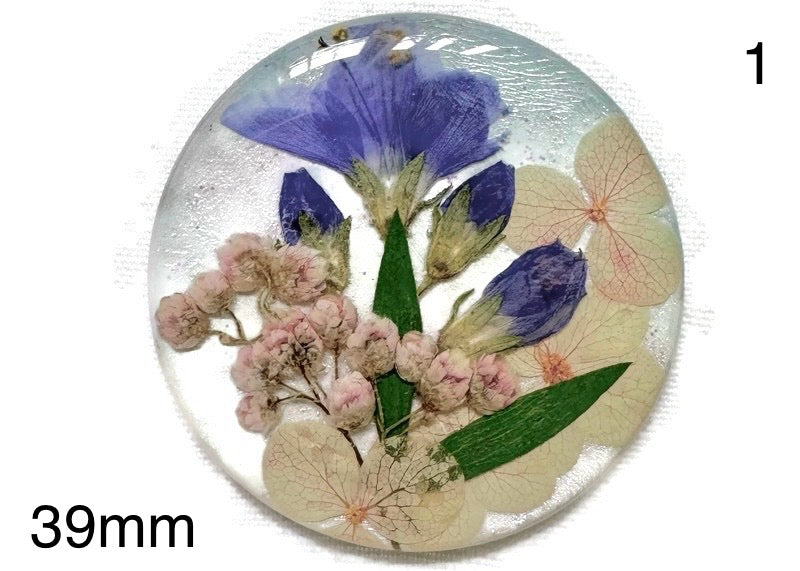 real dry flowers in resin cabochon for jewelry making