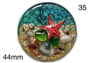 round starfish in resin cabochon for jewelry making