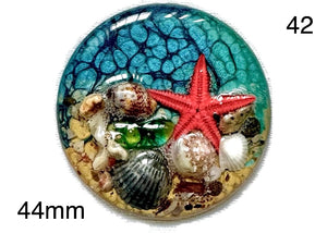 round starfish in resin cabochon for jewelry making