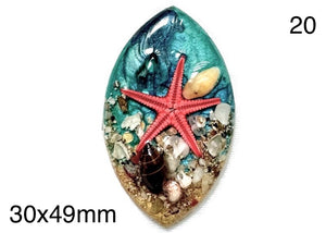 starfish in resin cabochon for jewelry making