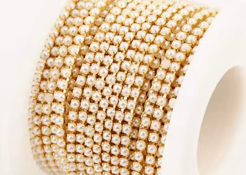 rhinestone cup chain with pearls gold