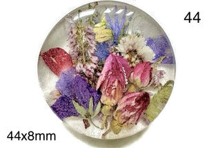 roses real dry flowers in resin cabochons for jewelry making