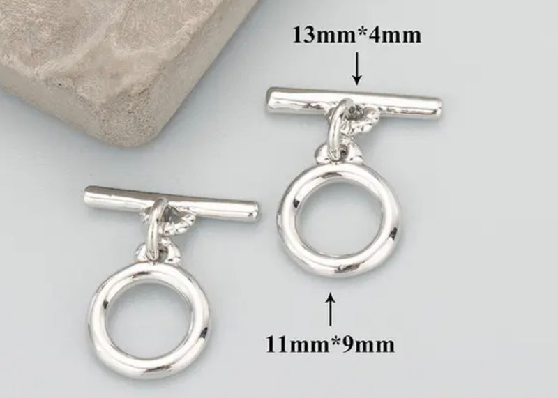 small silver toggle clasp