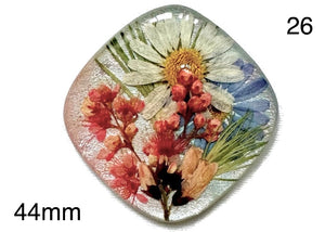 real dry flowers in resin cabochon for jewelry making