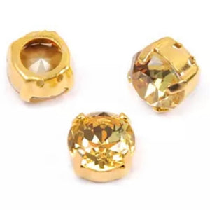 topaz crystal chaton in settings 8 mm