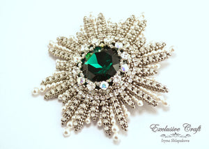Swarovski Emerald green and silver beaded medal orden brooch handmade