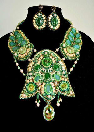 exclusive green beaded jewelry set